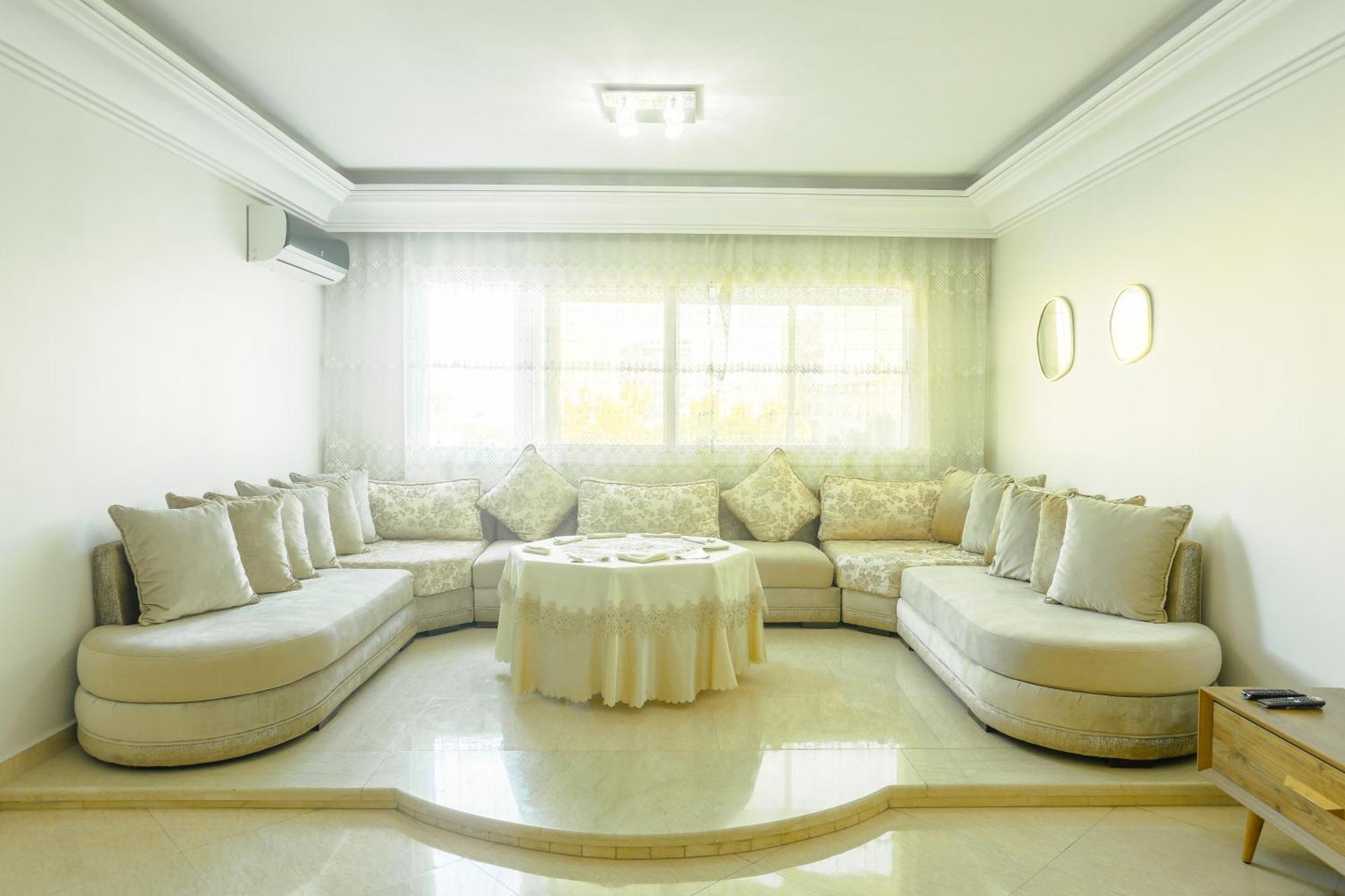 Beautiful Moroccan Apartment Casablanca Center ภายนอก รูปภาพ